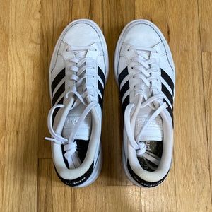 Adidas Sneaker
